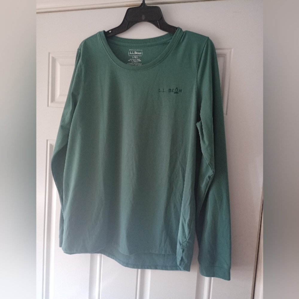 L.L.Bean L- REG Misses Id# 507508 green long sleeve polyester cotton Tsh…